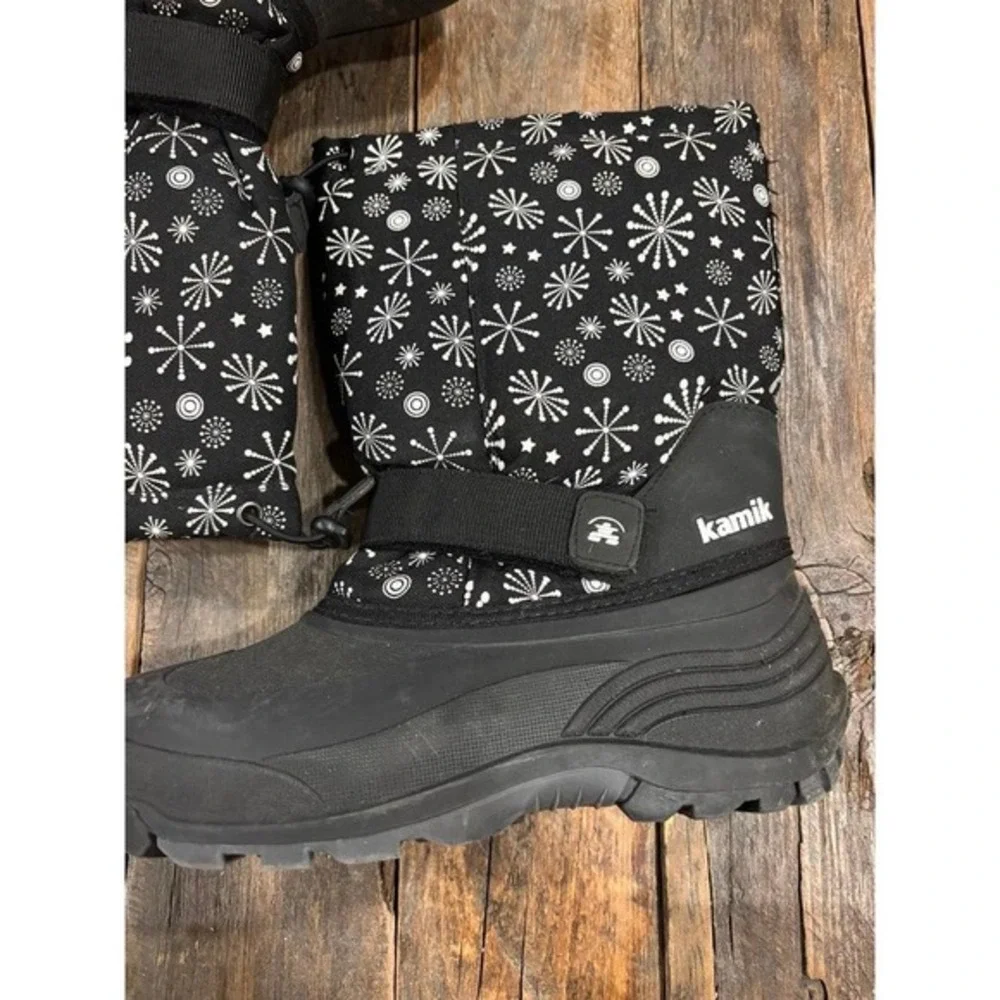 Kamik‎ black white snowflake design winter snow boots